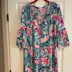 Lily Pulitzer in great condition Never put in dryer. Loose fit